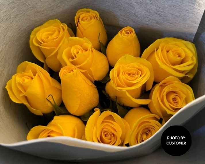 yellow rose bouquet customer photo