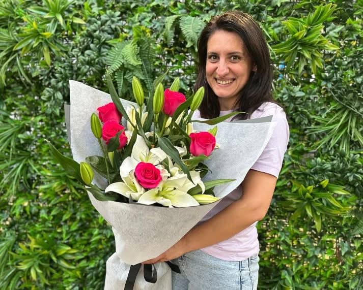 Mother's Day Flowers - White Lilies & Pink Roses Bouquet