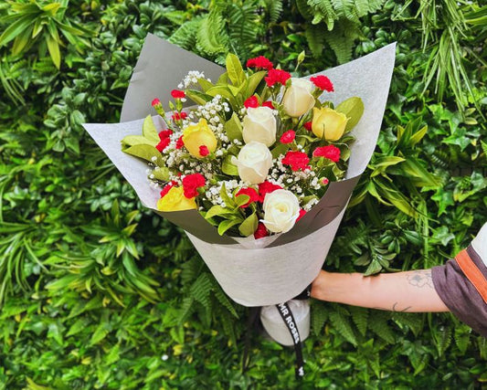 Holiday Glow Bouquet