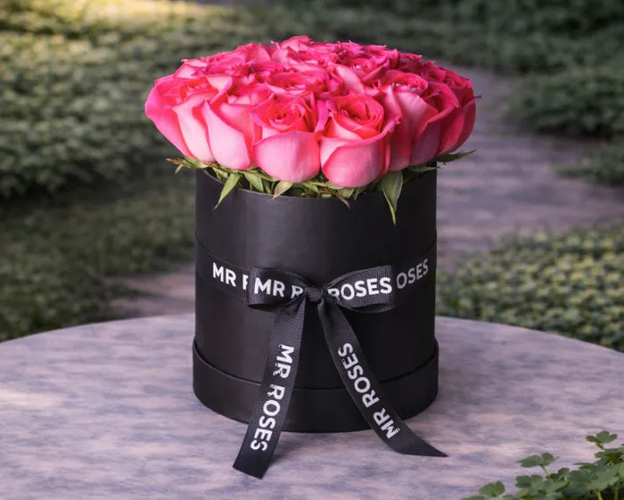 700 Roses Mother’s Day Pink Rose Hat Box | Roses for Mum Australia | Mr Roses