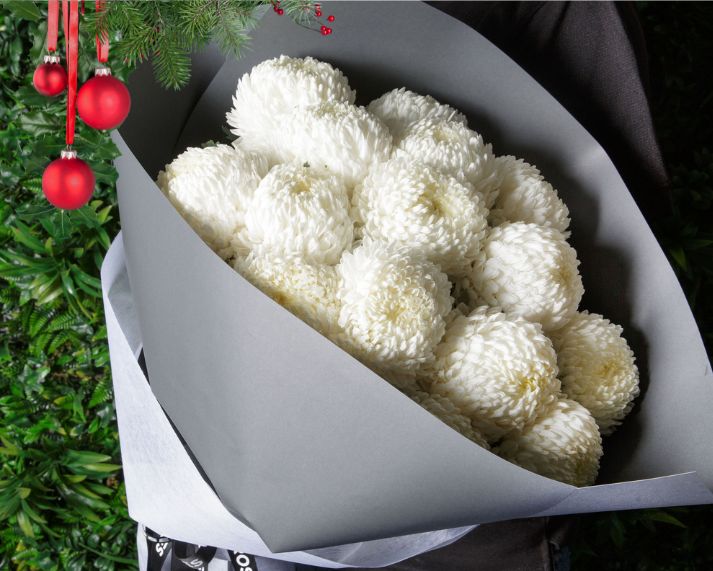 Christmas Flowers - White Chrysanthemum Disbud Bouquet