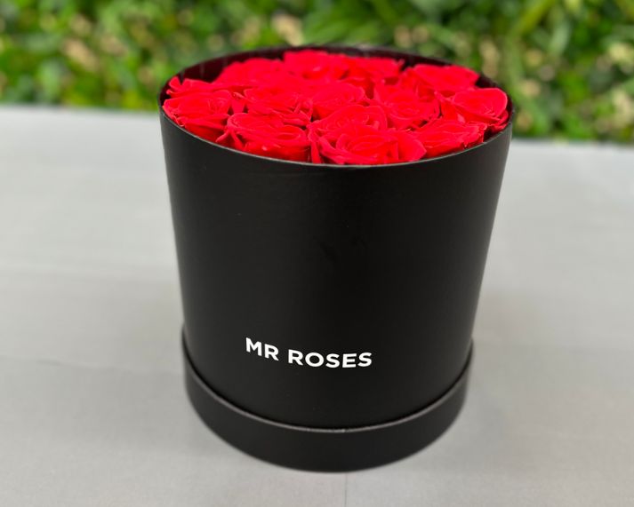 Infinity Preserved Rose Hat Box in Red