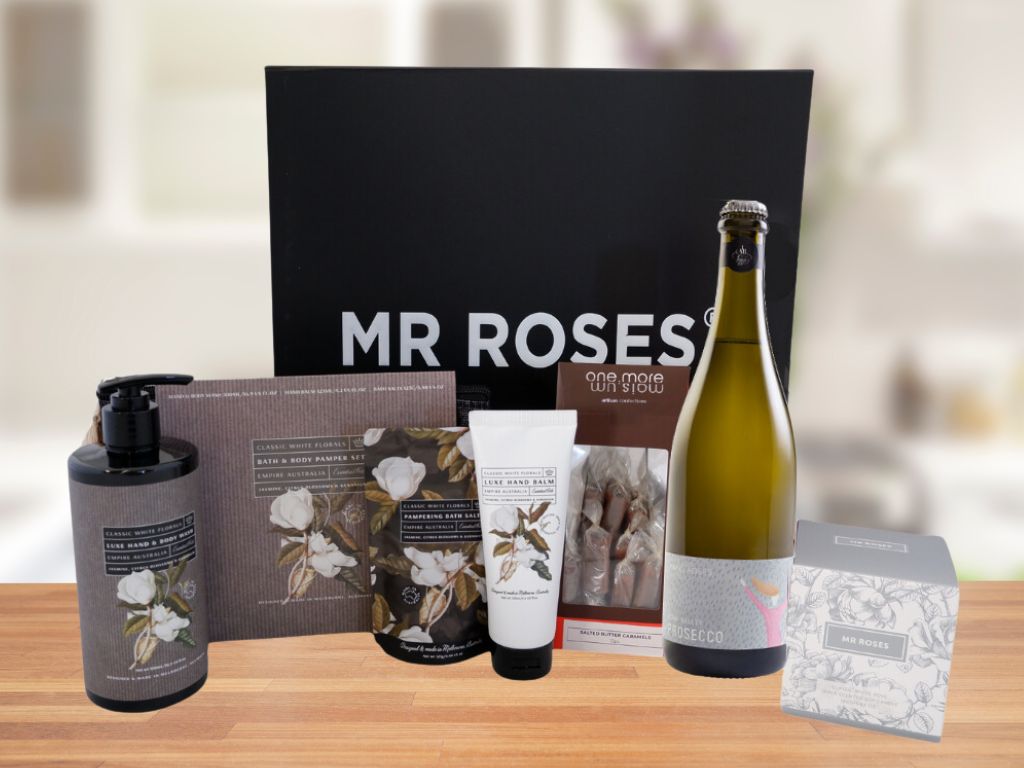 Mr Roses Premium Pamper Hamper