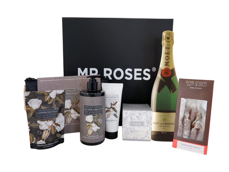 Mr Roses Luxury Pamper Hamper