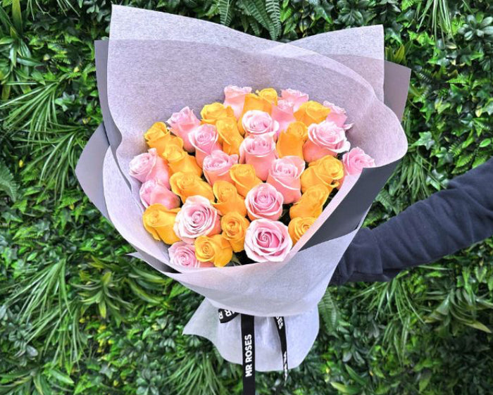 pink and yellow rose bouquet