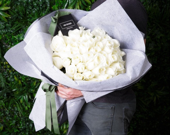 White Cream Roses Flower Bouquets ( 12 - 24 Stems )