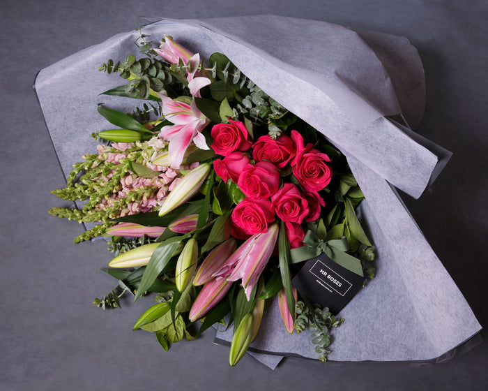 Luxury Flower Bouquets with Same Day Delivery 