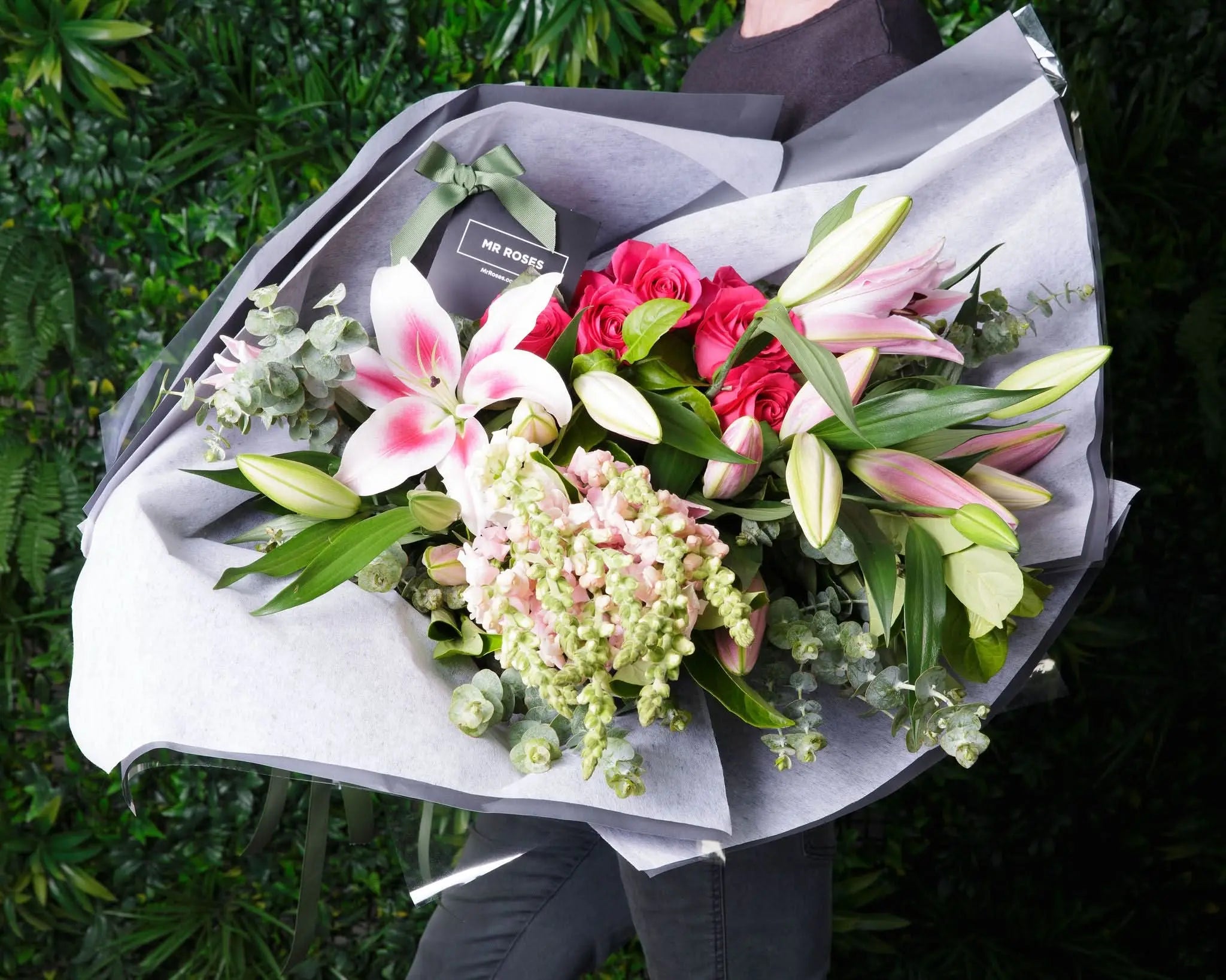 Mrr Roses Send Flowers & Roses for Same Day Delivery | Mr Roses